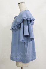 画像2: axes femme / 刺繍入ケープブラウス Free ブルー H-26-10-13-1056-AX-BL-SZ-ZH (2)