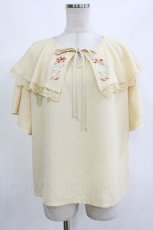 画像1: axes femme / 刺繍入ケープブラウス Free 生成り H-26-10-13-1057-AX-BL-SZ-ZH (1)
