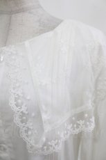 画像4: merry jenny / airy lace collarワンピース Free 白 H-26-10-13-1001-LO-OP-NS-ZH (4)