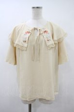 画像1: axes femme / 刺繍入ケープブラウス Free イエロー H-26-10-14-1055-AX-BL-SZ-ZH (1)