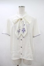 画像1: axes femme / 紫陽花刺繍リボンブラウス Free 生成り H-26-10-16-046-AX-BL-NS-ZH (1)