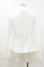 画像2: Angelic Pretty / くるりんリボンブローチジャボブラウス Free 白 H-26-10-22-063-AP-BL-NS-ZH (2)