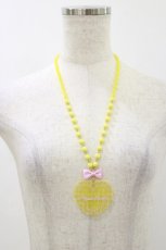 画像2: Angelic Pretty / ギンガムLovely Heartクッションネックレス  イエロー H-26-10-22-009-AP-AC-NS-ZH (2)