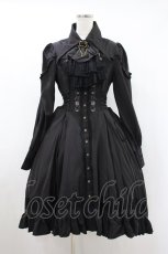 画像1: Ozz oneste / 薔薇刺繍ジャボ付きワンピース  黒 H-26-10-25-009-OO-OP-AK-ZH (1)
