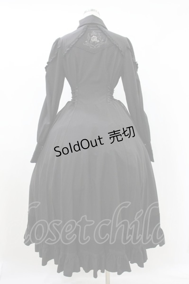 画像2: Ozz oneste / 薔薇刺繍ジャボ付きワンピース  黒 H-26-10-25-009-OO-OP-AK-ZH (2)