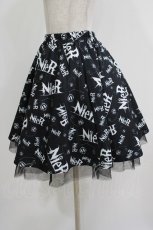 画像2: NieR Clothing / プリントスカート  黒 H-26-10-30-026-PU-SK-AK-ZH (2)