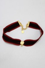 画像2: Q-pot. / エラベルシアワセベルベットリボンチョーカー  レッド H-26-10-30-071-QP-AC-AK-ZH (2)