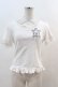 画像1: PUTUMAYO / 胸元レース＆リボン付き刺繍Tシャツ  ホワイト I-24-05-03-010-PT-TS-HD-ZI (1)