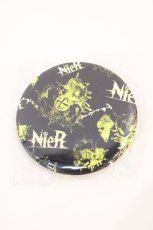 画像1: NieR CLOTHING / 缶バッジ   I-24-07-17-055-PU-ZA-HD-ZT434-F001 (1)
