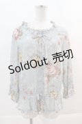 INGEBORG / 桜薔薇柄ブラウス S サックス I-24-07-31-039-LO-TO-AS-ZI