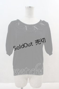 画像1: INGEBORG / フラワーモチーフ装飾ニットプルオーバー  黒 I-24-08-24-093-LO-TO-HD-ZT184