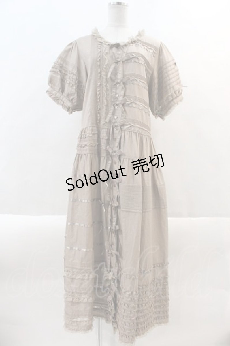 画像1: PINK HOUSE / ローンフリルパッチワークワンピース  ブラウン I-24-09-05-038-LO-OP-HD-ZI (1)