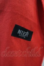 画像2: 【SALE】NieR CLOTHING / G ロゴマフラー  赤ｘ黒 I-24-09-27-049-PU-ZA-HD-ZT305 (2)