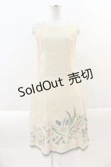 Jane Marple Dans Le Saｌon / 裾フラワー刺繍ジャンパースカート  アイボリー I-24-10-01-031-JM-OP-HD-ZI