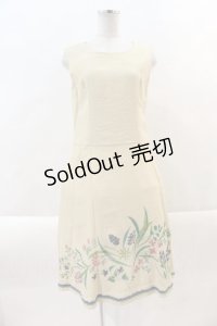 Jane Marple Dans Le Saｌon / 裾フラワー刺繍ジャンパースカート  アイボリー I-24-10-01-031-JM-OP-HD-ZI
