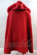 画像2: JESUS DIAMANTE / フォックスファーフードケープ  赤 I-24-10-07-071-JE-JA-HD-ZTC032 (2)