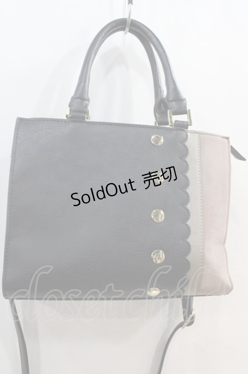 画像2: 【SALE】axes femme / スカラップデザインバッグ  黒Ｘブラウン I-24-10-12-097-AX-BG-HD-ZTK010 (2)