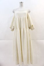画像1: 【SALE】Candy Stripper / CHECKERED FLAG OFF SHOULDER DRESS  アイボリー I-24-11-24-085-PU-OP-HD-ZT228 (1)