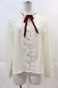Amavel / 刺繍襟リボンタイ付きブラウス  生成りＸ赤 I-24-11-29-010-CA-BL-HD-ZT021