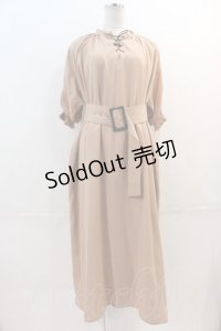 LEBECCA boutique / 編み上げハイネック半袖ワンピース  ベージュ I-24-12-18-044-EL-OP-HD-ZI