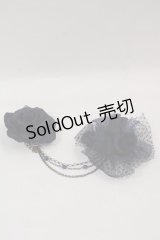 Ozz On / 薔薇チェーンコサージュ  黒 I-25-01-16-023-OO-ZA-HD-ZI
