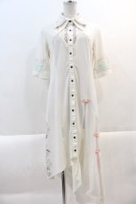 画像1: Ozz oneste / 裾朝顔&金魚プリントスナップボタン半袖シャツワンピース  アイボリー I-25-01-20-098-OO-SK-HD-ZI (1)