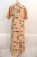 画像2: PINK HOUSE / 百合柄ドッキングワンピース  ベージュ I-25-01-20-111-LO-OP-HD-ZT491 (2)