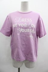 Jane Marple Dans Le Salon / Theme print T-shirt  ラベンダー I-25-03-05-008-JM-TS-HD-ZI