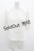 an another angelus / ダイヤ開きローズ刺繍ブラウス F アイボリー I-25-03-05-004-CA-BL-HD-ZI