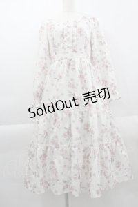 axes femme / 桜柄ティアードワンピース M キナリ I-25-04-04-074-AX-OP-HD-ZI