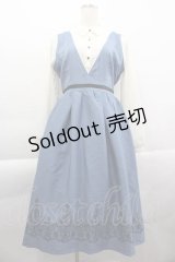 axes femme POETIQUE / トランプ刺繍レイヤードワンピース  ラベンダー I-25-04-10-059-AX-OP-HD-ZI