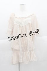 LIZ LISA / フラワーレース刺繍半袖トップス  ピンクＸ白 I-25-04-12-060-LO-TO-HD-ZI