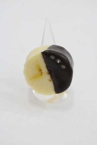 Q-pot. / Banana Choco Ring  アイボリー I-25-04-12-006-QP-AC-HD-ZI