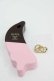 画像2: Q-pot. / Chocolate Banana Float Key Holder  ピンク I-25-04-12-020-QP-ZA-HD-ZI (2)