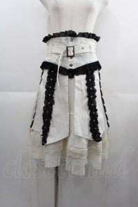 Ozz Croce / 薔薇刺繍ベルトオーバースカート&レーススカートセット  白 I-25-04-21-092-OO-SK-HD-ZI