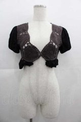 HONEY / 蝶ロゴ刺繍ニット切り替え半袖ボレロ  黒Ｘ紫 I-25-05-07-054-HN-TO-HD-ZI
