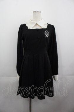 画像1: Ank Rouge / エンブレム刺繍ドーリーワンピース  黒 I-25-05-11-110-CA-OP-AS-ZI