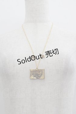 画像1: BABY,THE STARS SHINE BRIGHT / 眠れる森の美女〜Pop up Labyrinth〜柄ネックレス  ゴールド I-25-05-11-039-BA-AC-HD-ZI