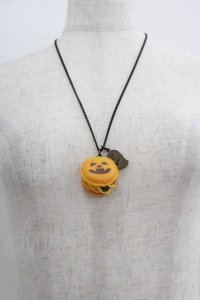 Q-pot. / Jack-o'-lantern Macaron Necklace  オレンジ I-25-05-14-010-QP-AC-HD-ZI