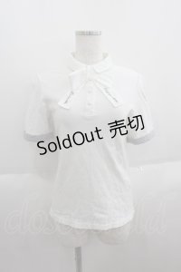 Fi.n.t / ロゴ刺繍タイポロシャツ  ホワイト I-25-05-19-007-CA-TO-HD-ZI