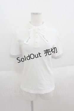 画像1: Fi.n.t / ロゴ刺繍タイポロシャツ  ホワイト I-25-05-19-007-CA-TO-HD-ZI