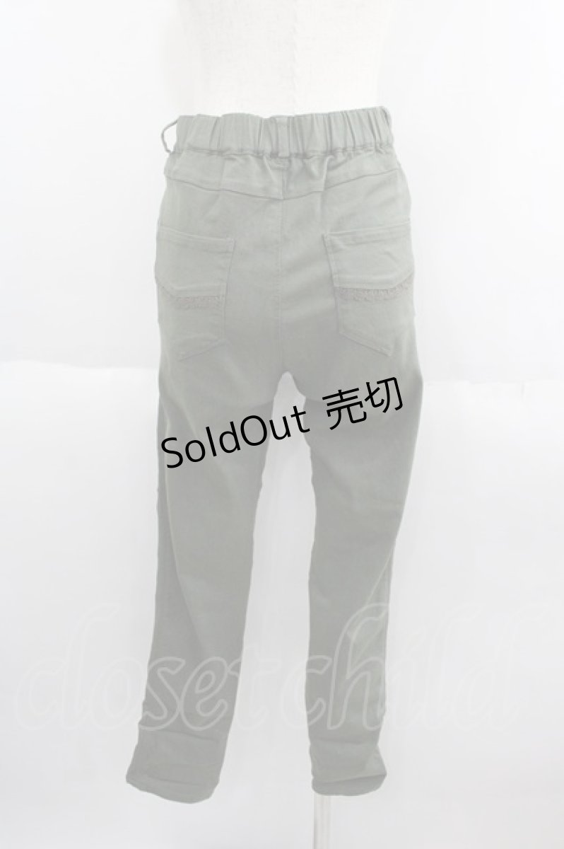 画像2: 【SALE】axes femme / 裾梯子レースレギンスパンツ M グリーン I-25-05-19-098-AX-PA-HD-ZT495 (2)