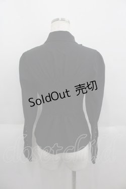 画像2: SUSIN（海外ロリータブランド） / ビジューブローチ付きフリル長袖ブラウス  黒 I-25-06-01-006-LO-BL-HD-ZI