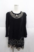 Cherir la femme / スカラップラウンド刺繍長袖チュニック  黒Ｘゴールド I-25-06-01-035-LO-TO-HD-ZI