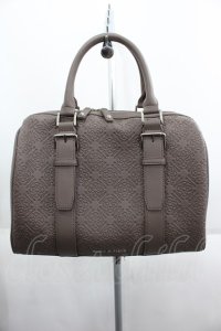 Maison de FLEUR / FLEURモノグラムボストンバッグ  ブラウン I-25-06-04-106-LO-BG-HD-ZI