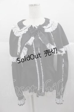 画像1: metamorphose / 【プラスサイズ】ケープ付き丸襟ブラウス 2 黒Ｘ白 I-25-06-17-009-ME-BL-HD-ZI