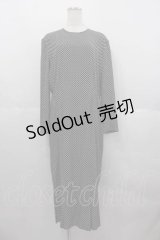 INGEBORG / ドット長袖ワンピース  黒Ｘ白 I-25-06-21-070-LO-OP-HD-ZI
