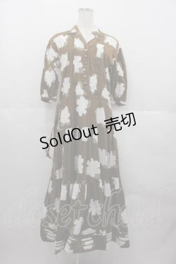 画像1: INGEBORG / カメリアプリントワンピース  ブラウンＸ白 I-25-06-21-073-LO-OP-HD-ZI