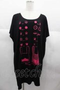 PUTUMAYO / Make Your Warren T-shirt  黒Ｘピンク I-25-06-21-026-PT-TO-HD-ZI