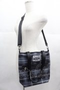 NieR Clothing / チェックショルダーバッグ  グレーＸ黒チェック I-25-06-25-099-PU-BG-HD-ZI